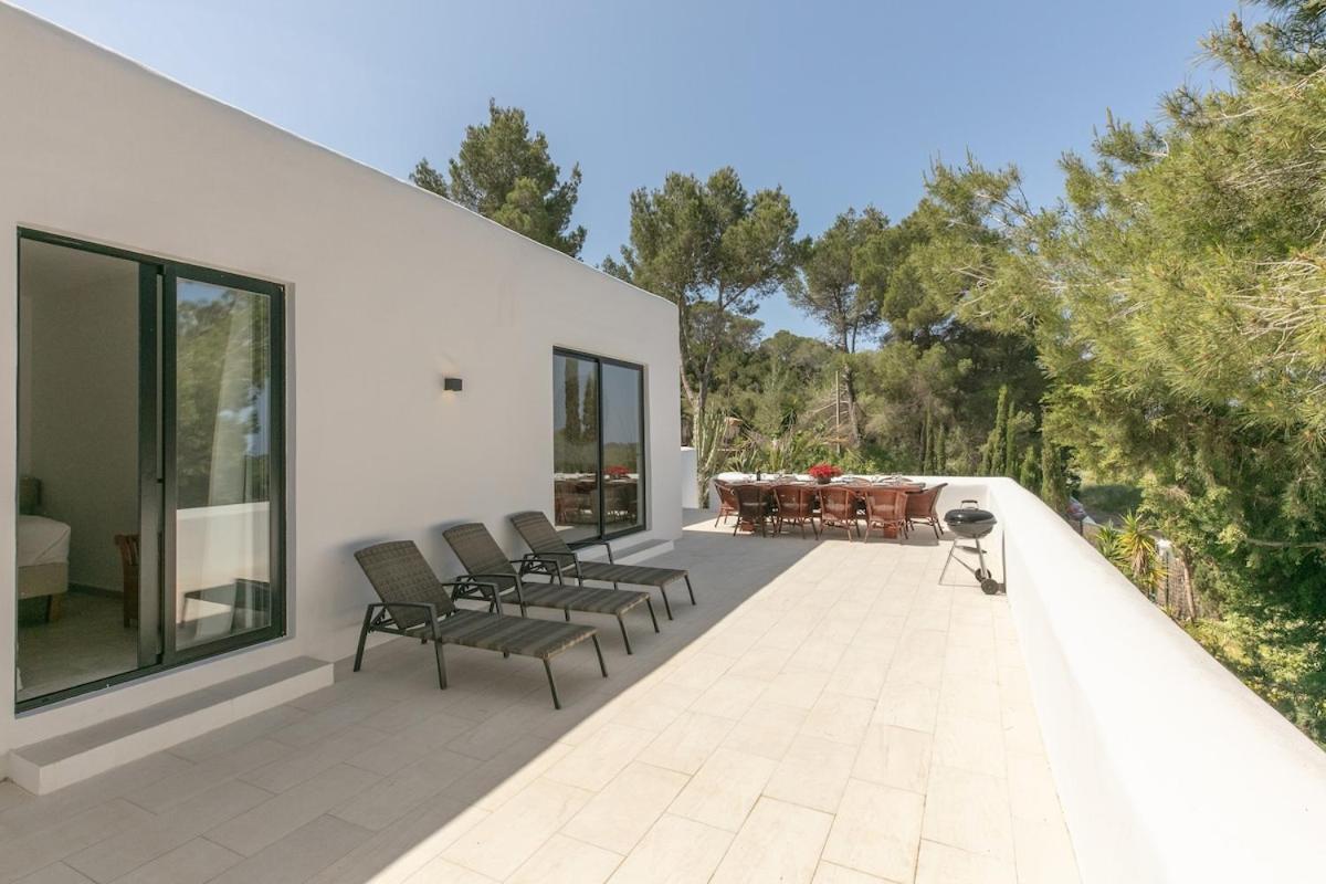 Sunset Villa With Pool And Seaview Cala Tarida  Exterior photo